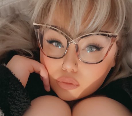 Andi Lovegood onlyfans pics leaked