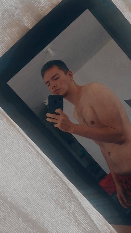 ANDRES TOVAR onlyfans post
