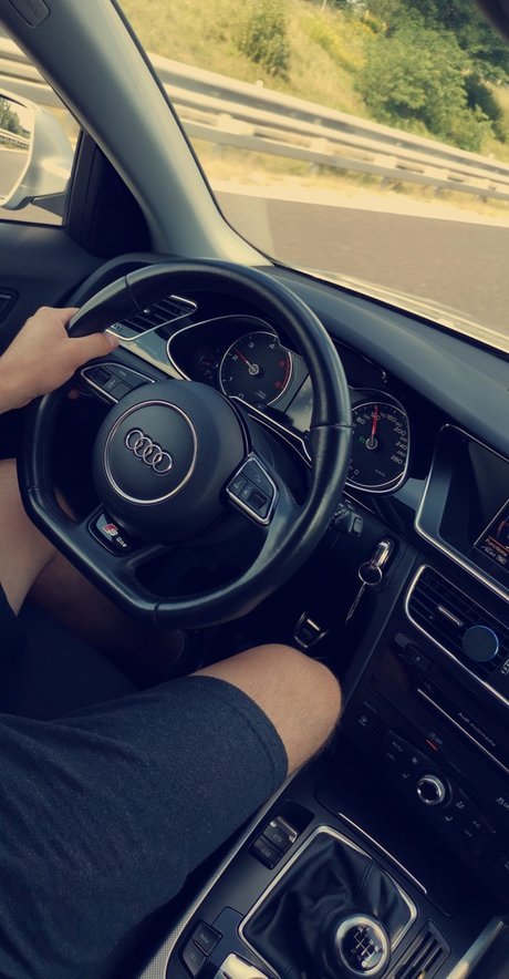 Micholino nude on onlyfans