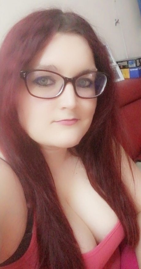 BigBoobsYvy onlyfans naked pics