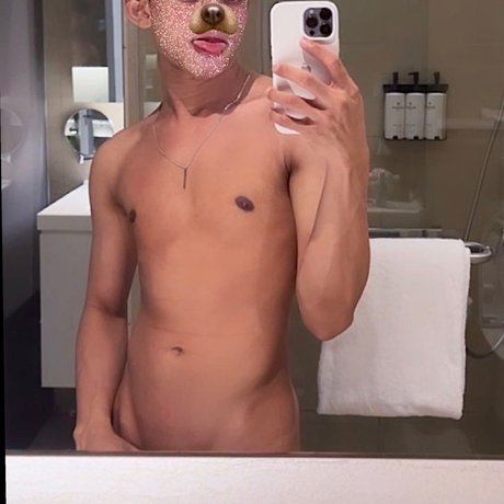 kimskzr naked onlyfans pics