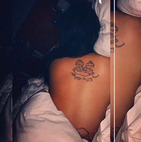 Mia Mu oz onlyfans nudes