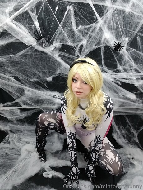 MintBerryBunny onlyfans posts