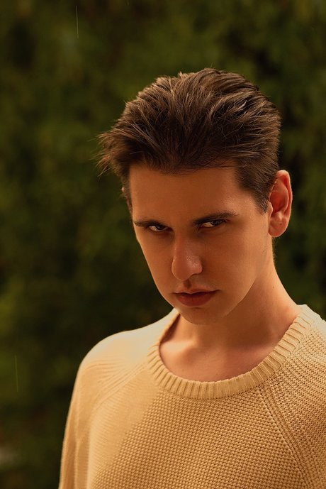 Milosh Milestone naked onlyfans pics