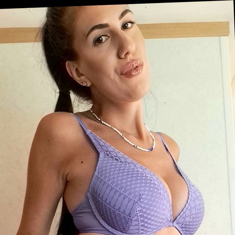 Milly Lilly leaked onlyfans