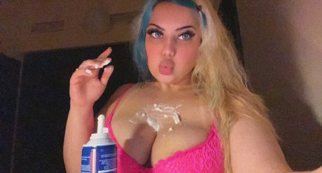 CandyHana onlyfans topless