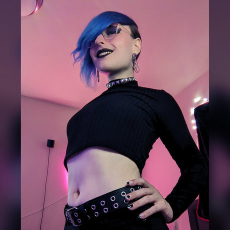 Izzy Resurrected_ strip onlyfans