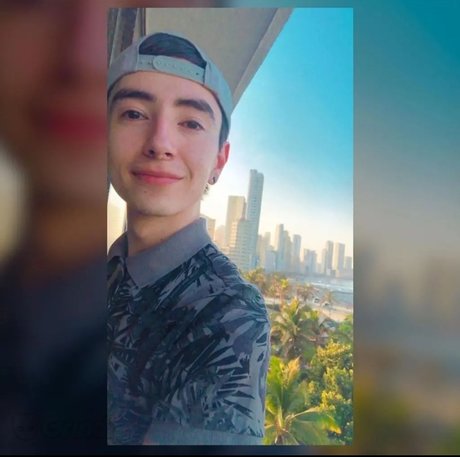 Jeisson Bejarano onlyfans model photos