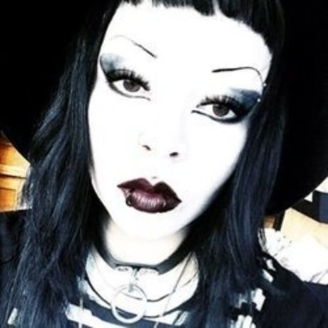 Batty bat onlyfans de