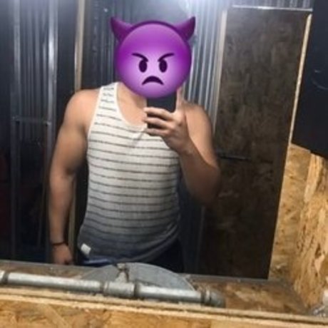 miranda4i20m naked onlyfans