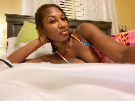 Missnatural k Feet page leaked onlyfans sextape