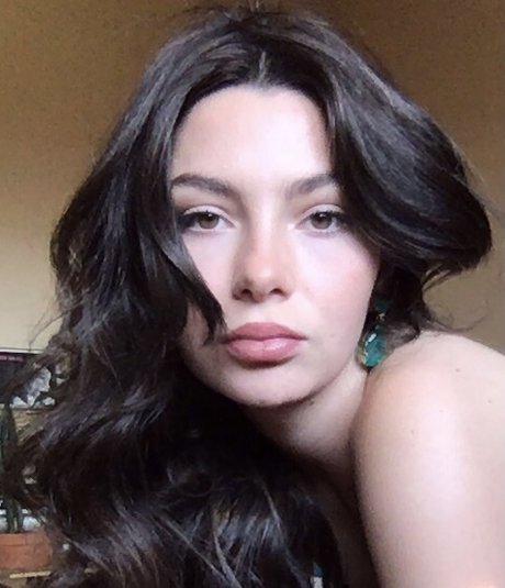 Melrose_ onlyfans model