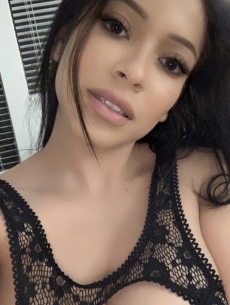 missjenifffer onlyfans strip