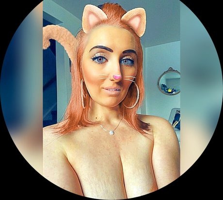 CANDiD SANDRA free only fans