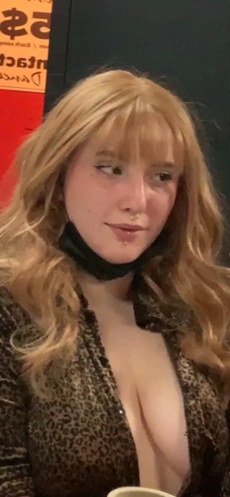 small tiny baby snake onlyfans leak nude