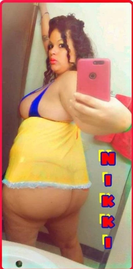 Nikki Love onlyfans nude photos
