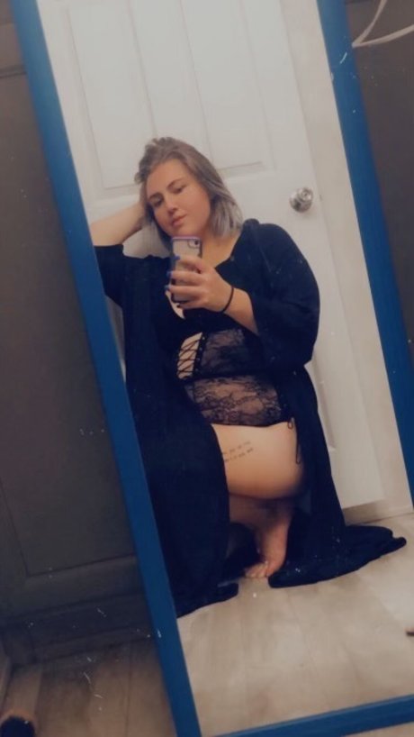 Candy licking good23 leaked onlyfans photos