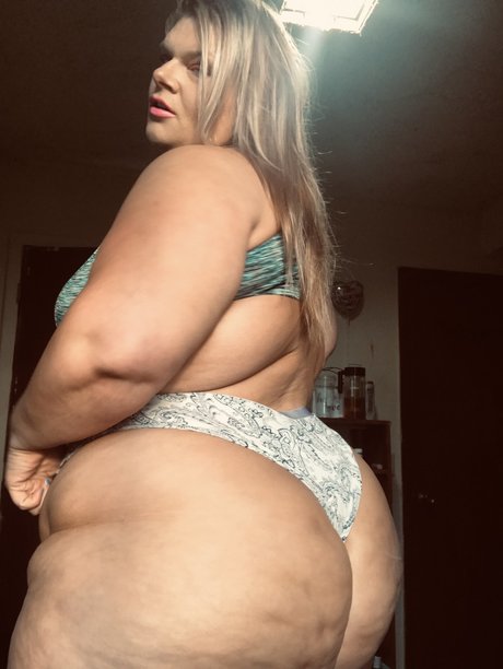 AmazonKJ onlyfans nude photos