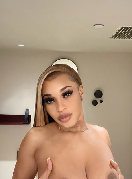 IluvSapphireBleu onlyfans nude