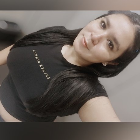 Isaveneno naked only fans