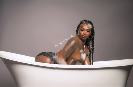 QUEEN SADE Cincinnati onlyfans leaked photos