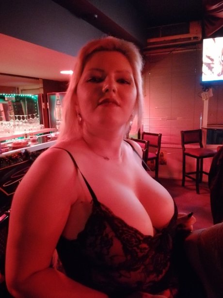 Mistress Kalina onlyfans images