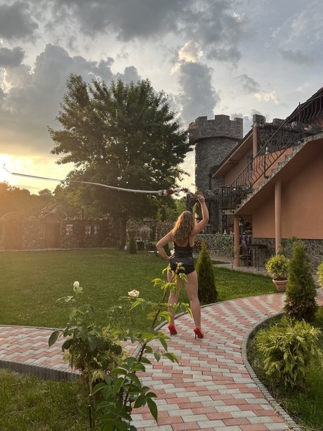 Mistress Zeida sex onlyfans