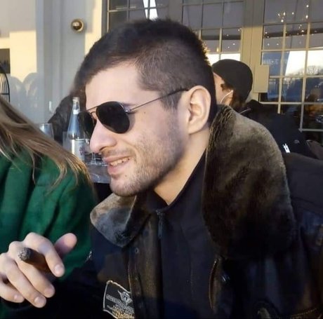 Mr W_ onlyfans model photo