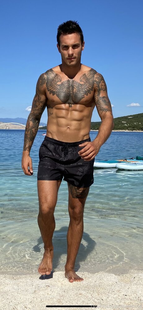 Mister Cruell onlyfans pictures