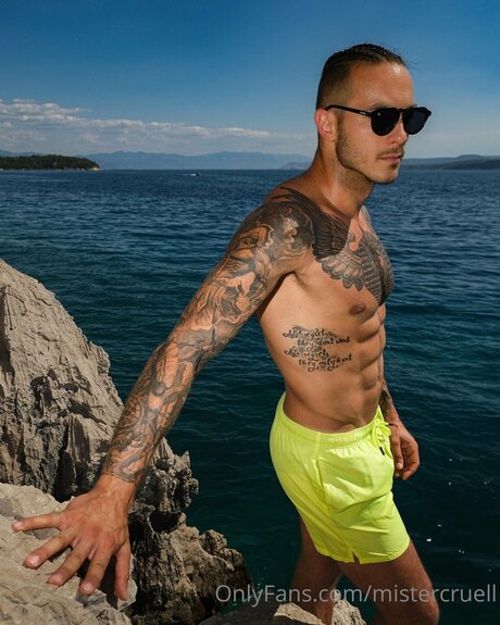 Mister Cruell onlyfans keak