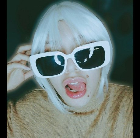 hica88w88 onlyfans naked