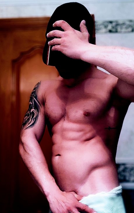 Model isaac only fans leaked porn