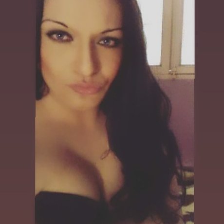 Dita Parlo onlyfans tits