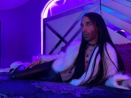 Memphis Brooks onlyfans fotos