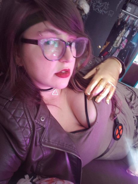 Miz Behavior en onlyfans