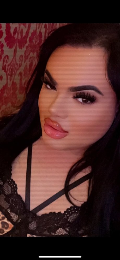 Barbie Monroe_ onlyfans topless