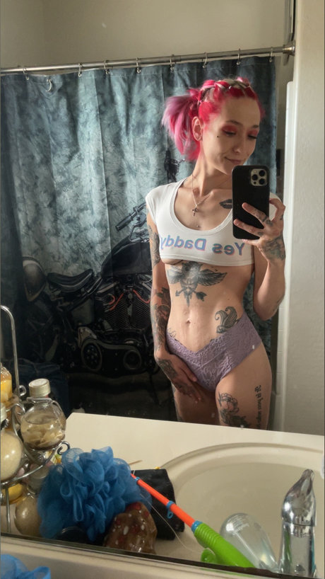 Karly Mitchell boobs onlyfans