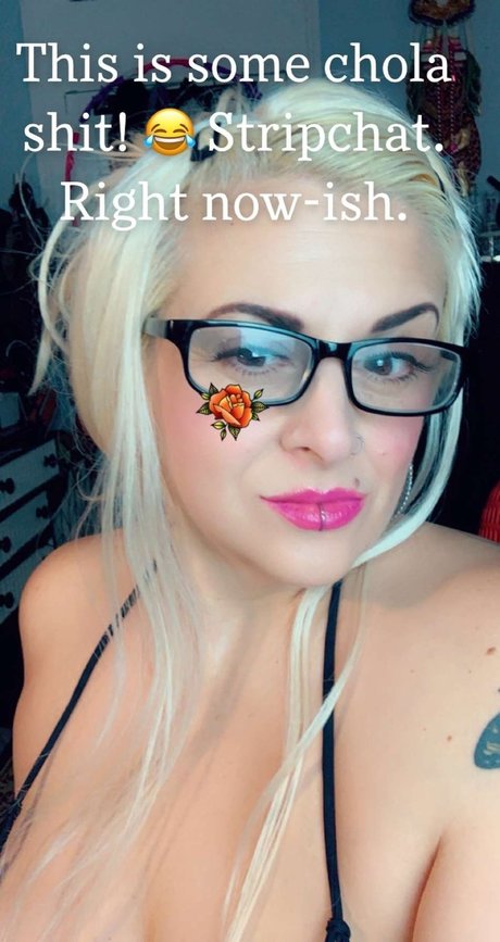 Kika Carolina onlyfans tits