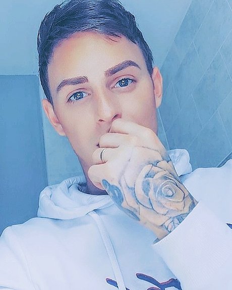 Cameron James free onlyfans