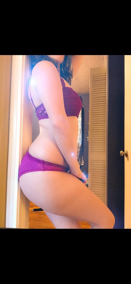 _Emi and Mitch_ onlyfans mega