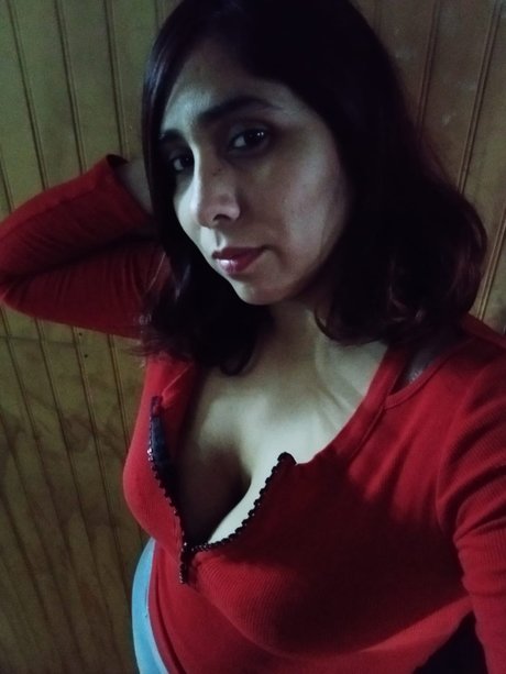 Nadia Amigo onlyfans topless