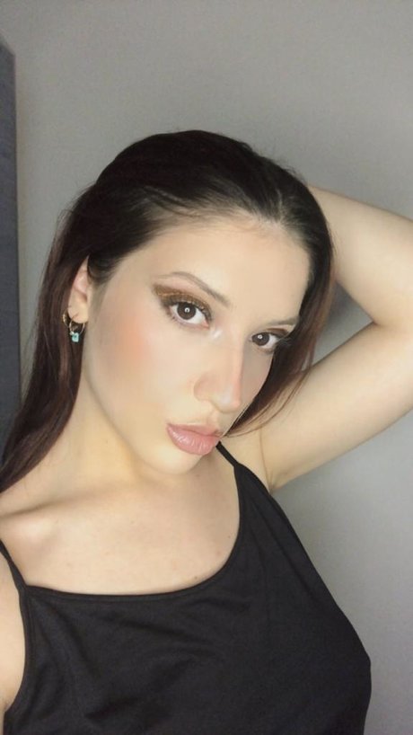 Moraly onlyfans naked