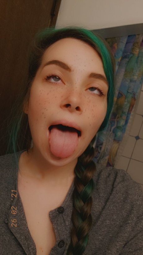 Moonlitdabs onlyfans xxx