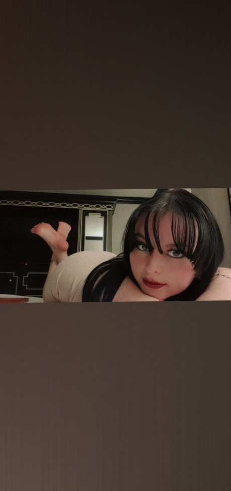 Foot Goddess Divina onlyfans