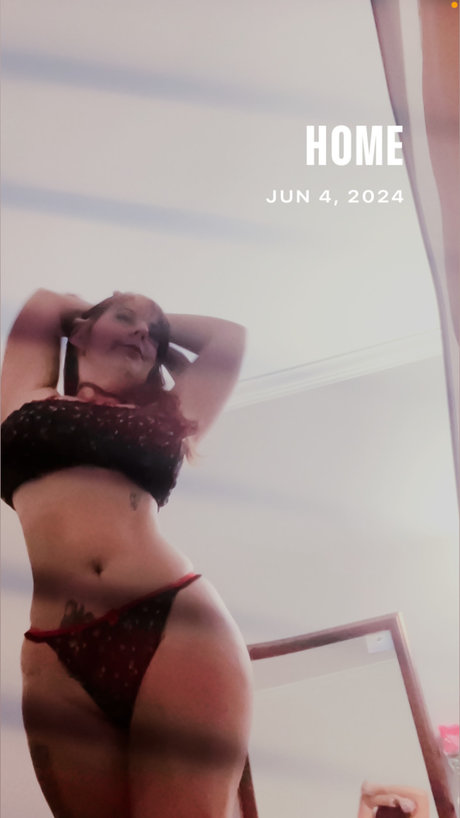 Lydia Luvv onlyfans picture
