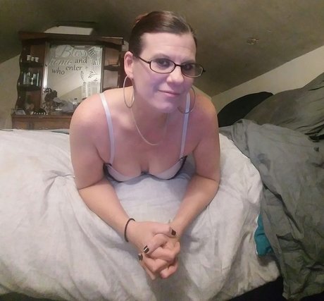 Hazel Eyes onlyfans pics