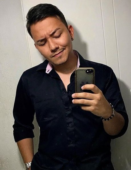 Holman Villamil nude porn onlyfans