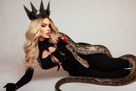 Monica Chavez onlyfans leaked