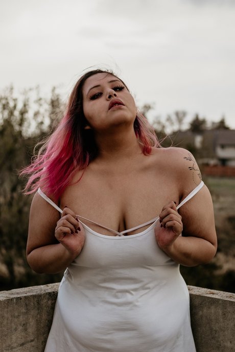 MonicaDayna onlyfans pic