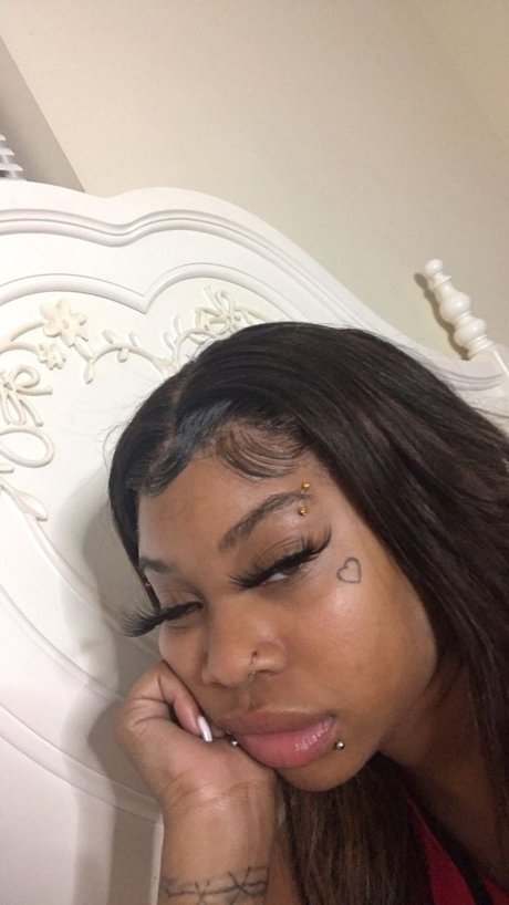 Monaee onlyfans leaked tits